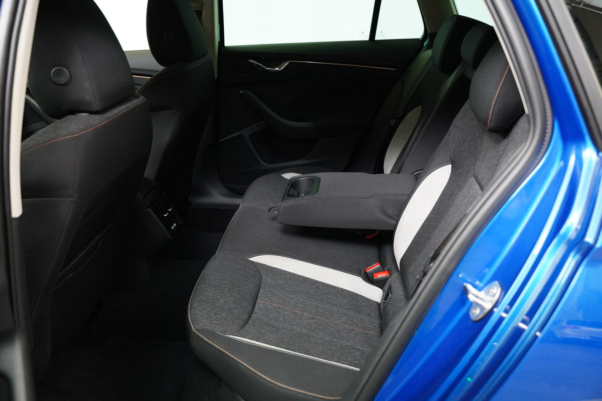 Škoda Scala 1.0 TSI 85kW DSG Top Selection – foto 25