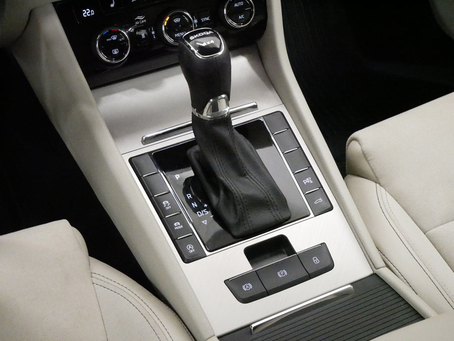 Škoda Superb 2.0 TDI 147kW Style 4x4 – foto 25
