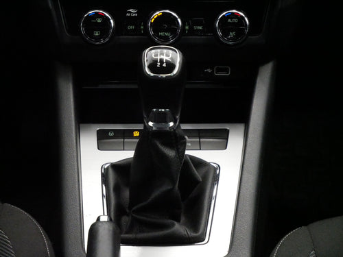 Škoda Octavia 1,6 TDi 85kW Ambition – foto 25