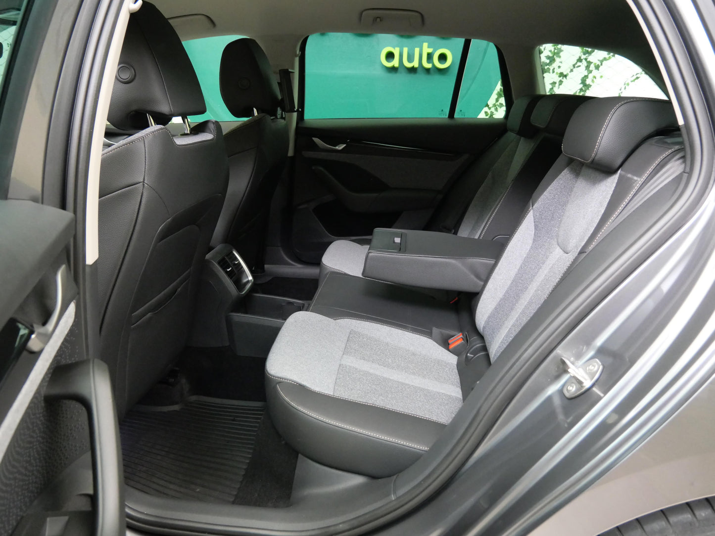 Škoda Octavia 1.5 eTSI 110 kW Top Selection