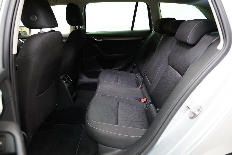 Škoda Octavia 2.0 TDI 110 kW DSG Clever – foto 25