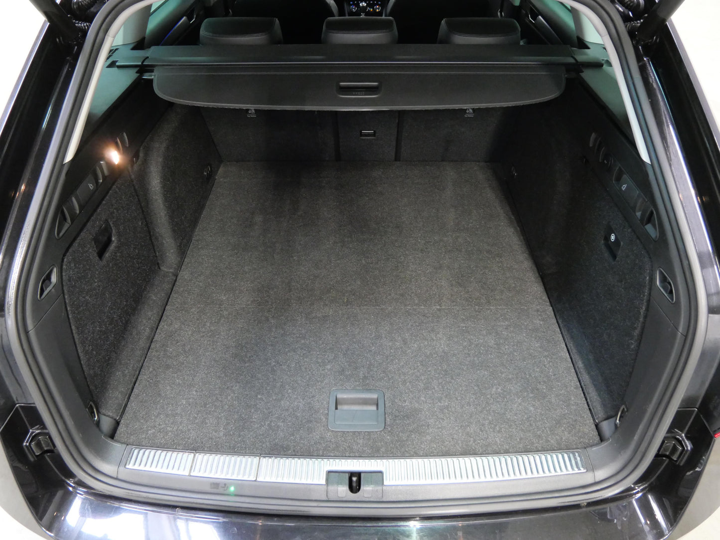 Škoda Superb 2.0 TDI 140 kW Style