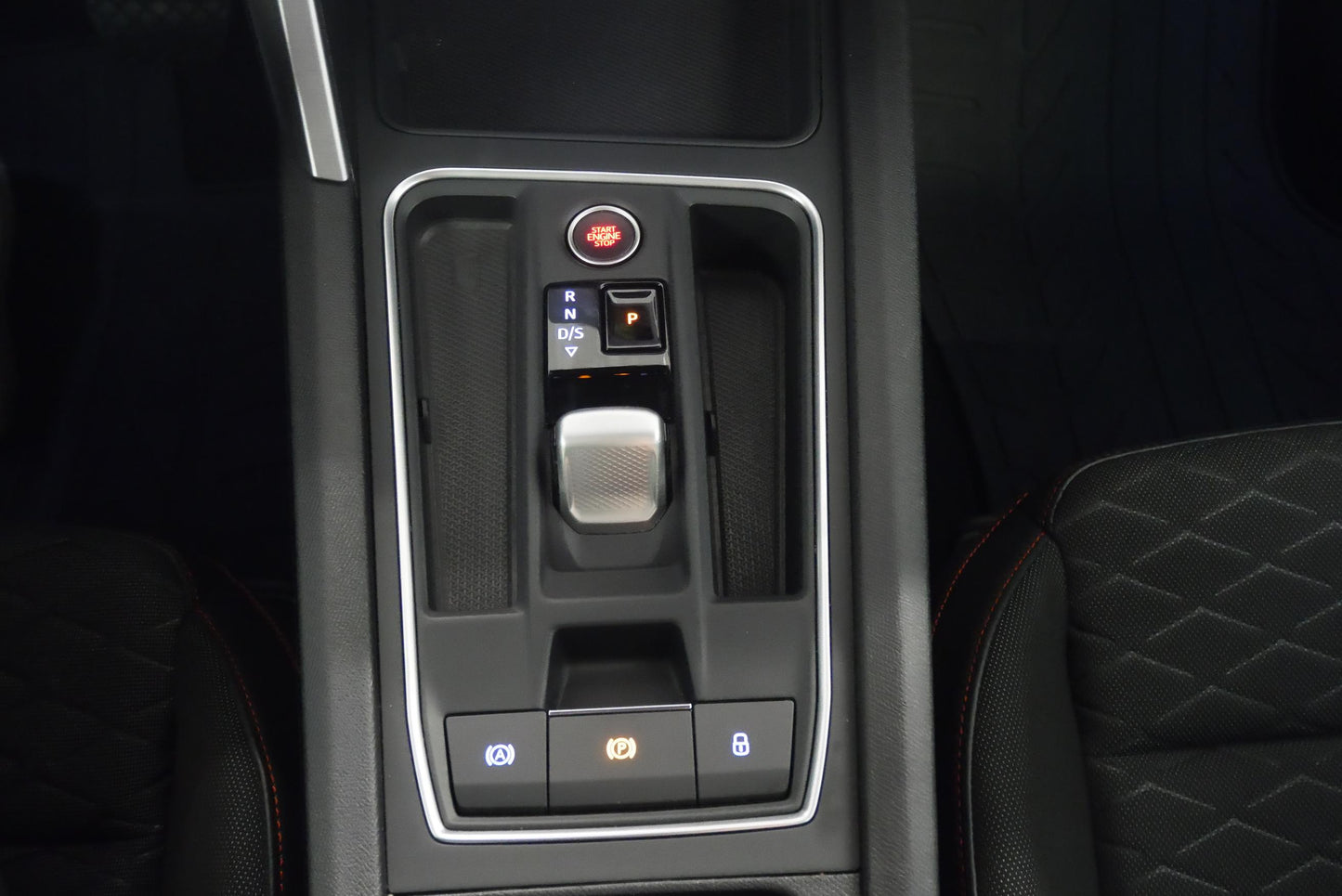 SEAT Leon 2.0 TDI 110 kW DSG FR