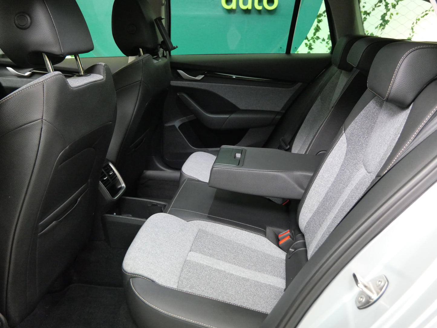 Škoda Octavia 2.0 TDI 110 kW Top Selection