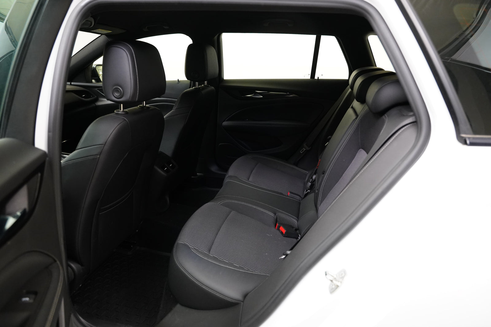 Opel Insignia 2.0 CDTI 128 kW AUT 4x4 – foto 25