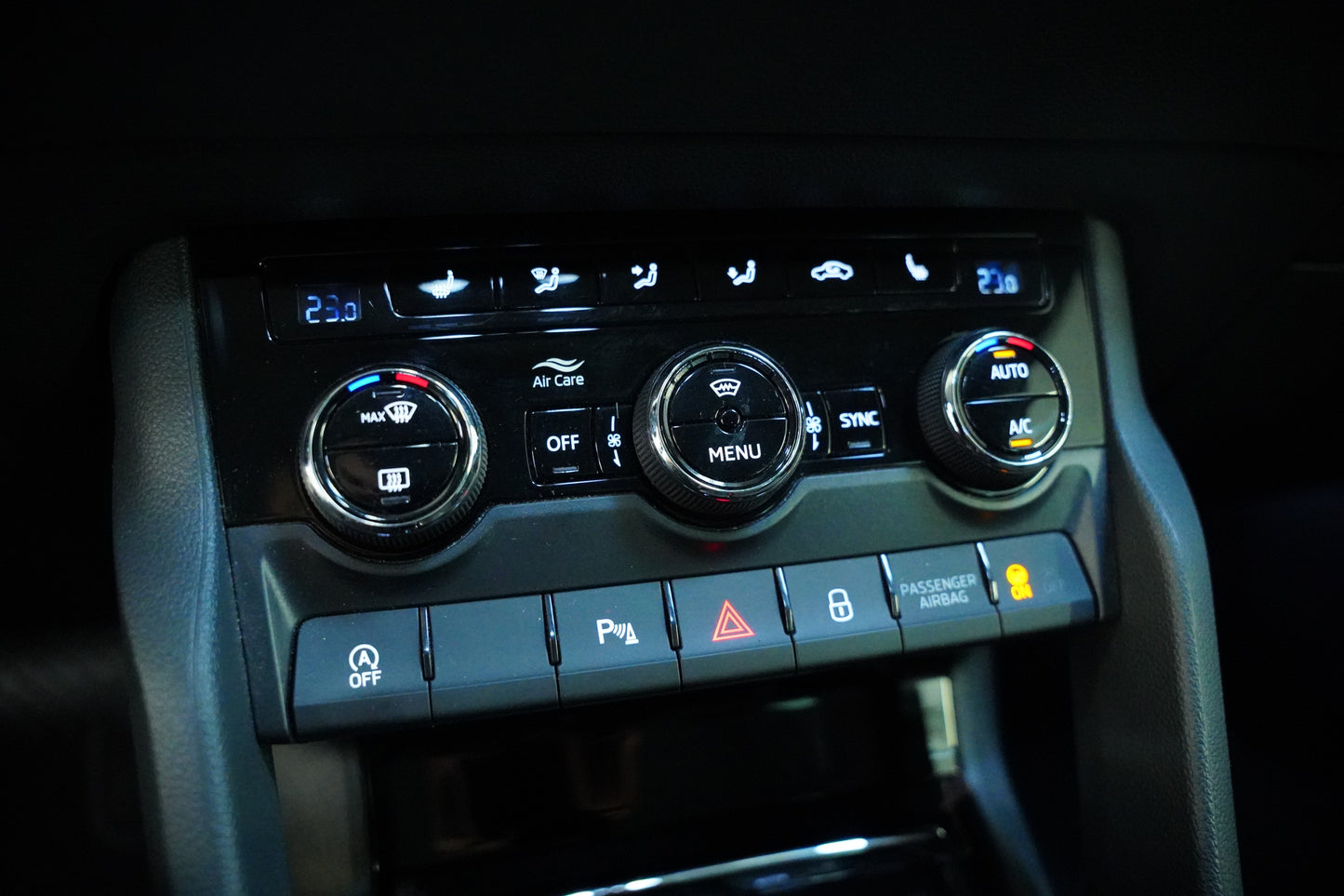 Škoda Karoq 1.5 TSI 110 kW Top Selection