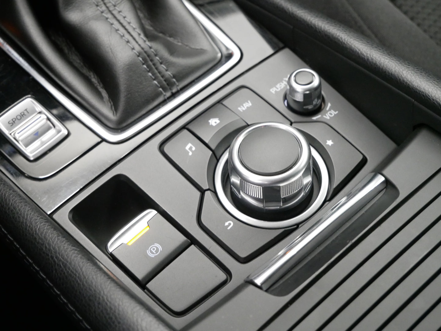 Mazda 3 2.0 Skyactiv-G 88kW Signature+