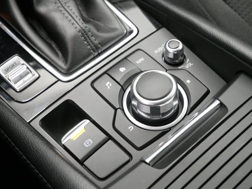 Mazda 3 2.0 Skyactiv-G 88kW Signature+ – foto 26