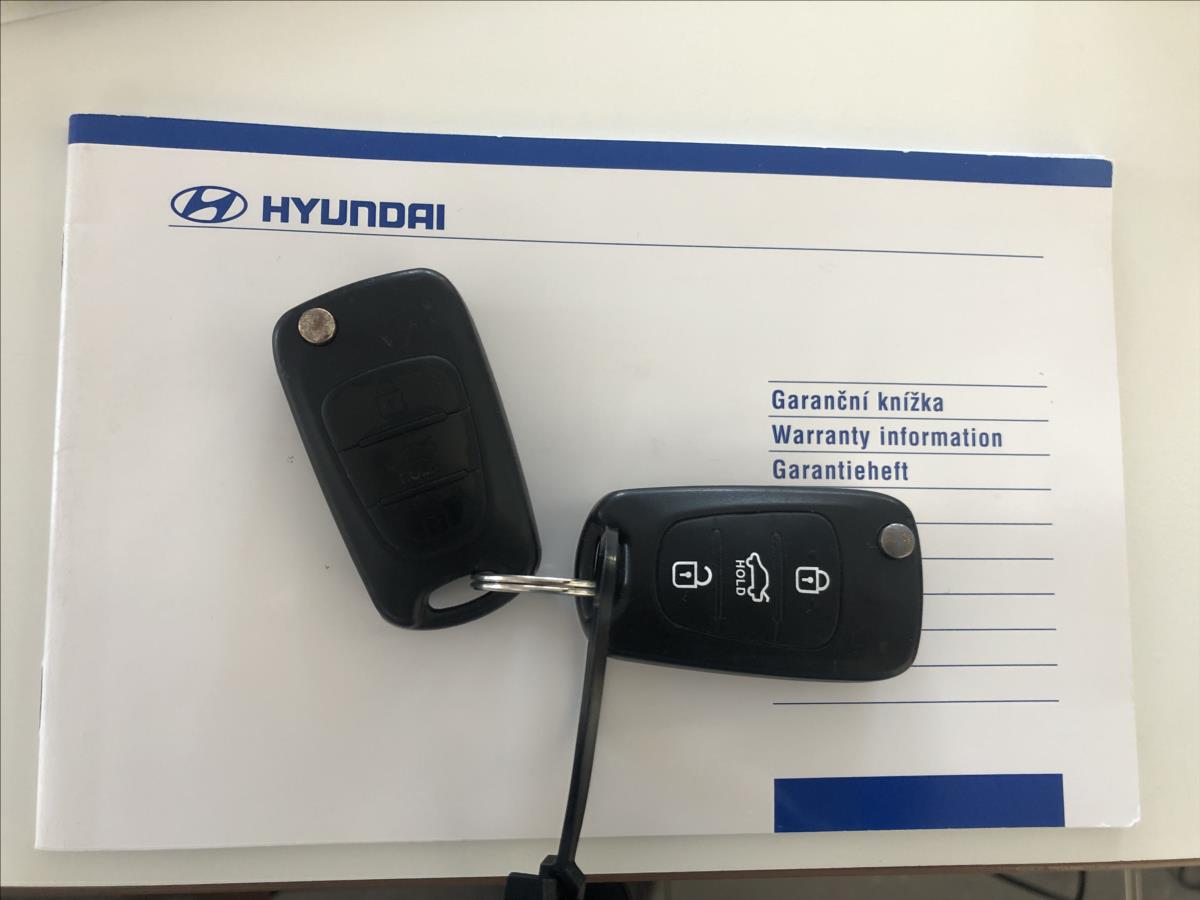 Hyundai i30 1,4 i CVVT LPG nádrž do 09/2033