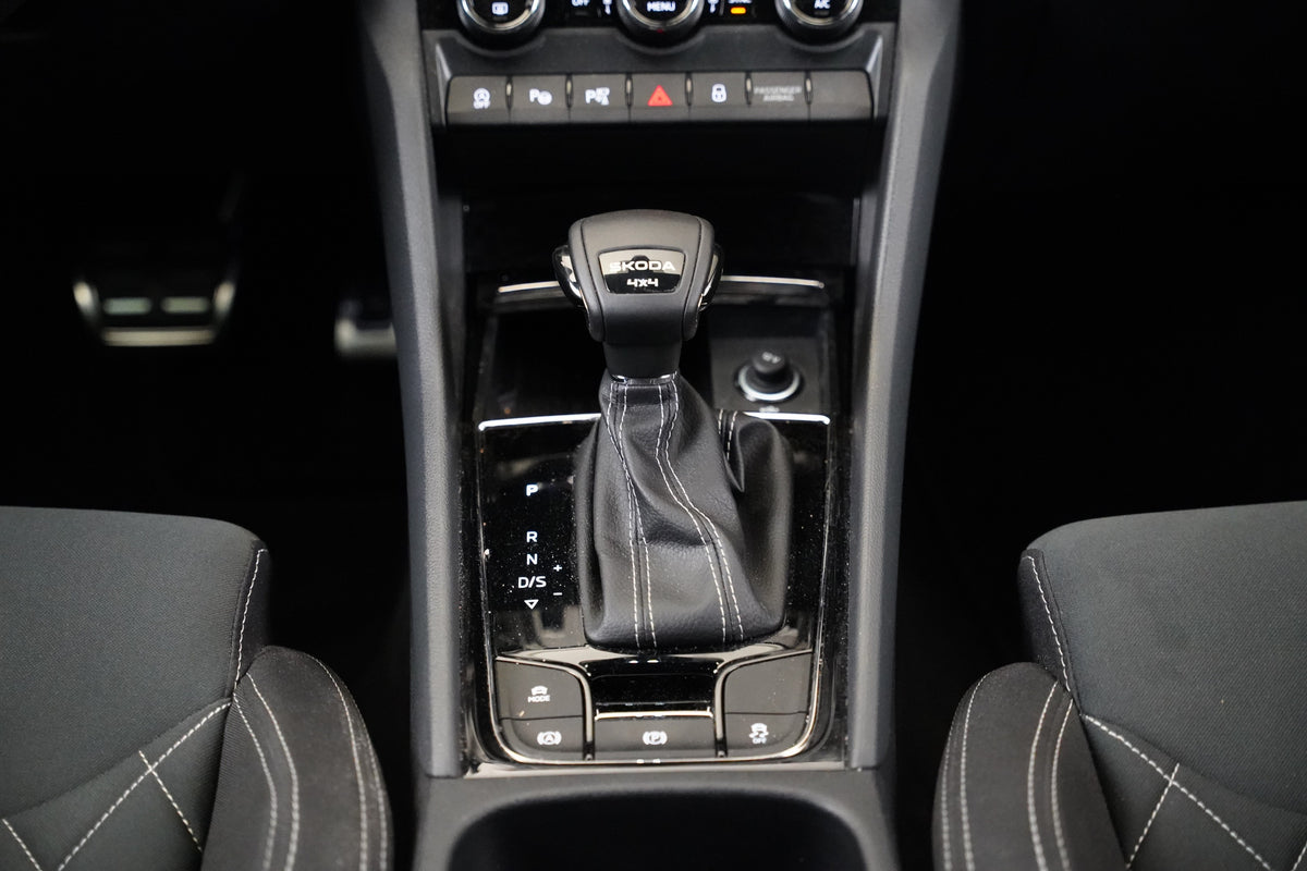 Škoda Karoq 2.0 TDI 110 kW 4x4 Sportline – foto 25