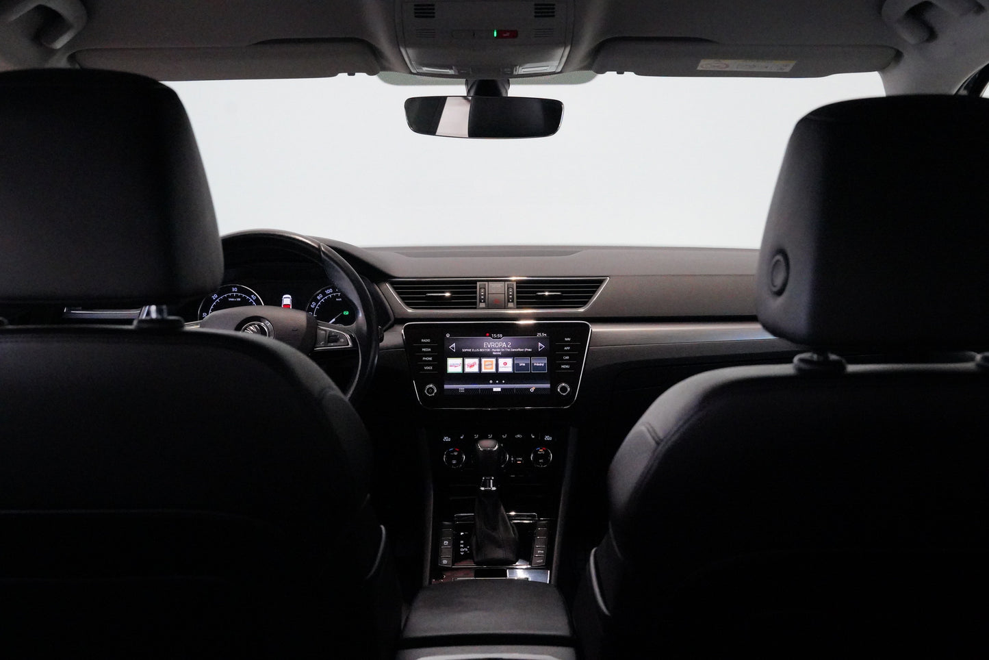 Škoda Superb 2.0 TDI 140 kW DSG Style Plus