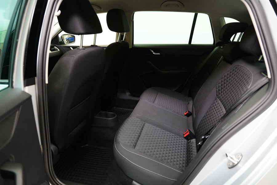 Škoda Rapid 1.2 TSI 66 kW Drive – foto 26