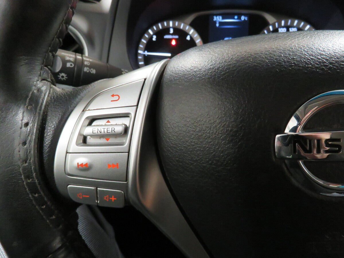 Nissan Navara 2.3 dCi 140 kW DC N-Connecta
