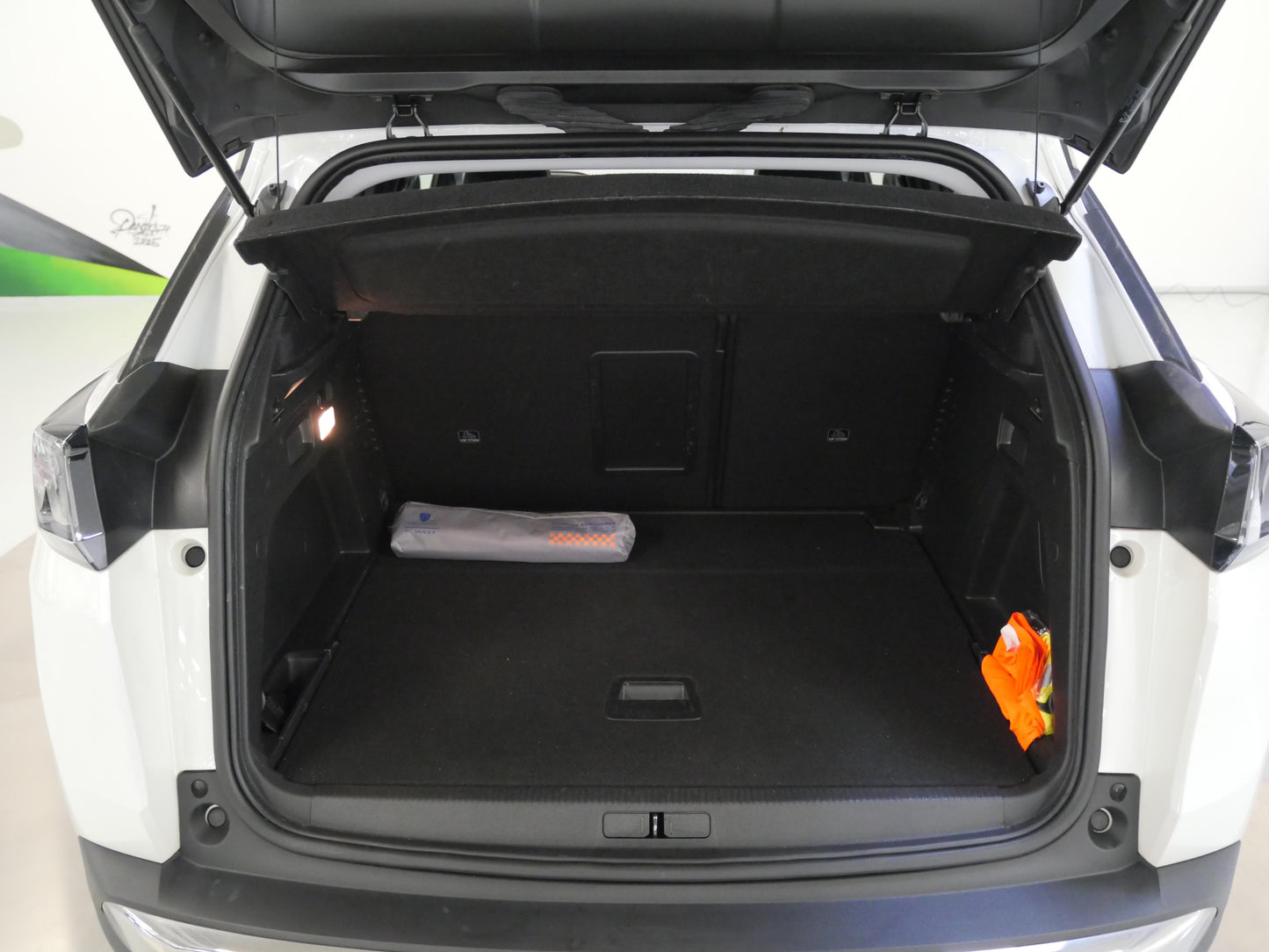 Peugeot 3008 1.5 BlueHDi 96 kW ALLURE