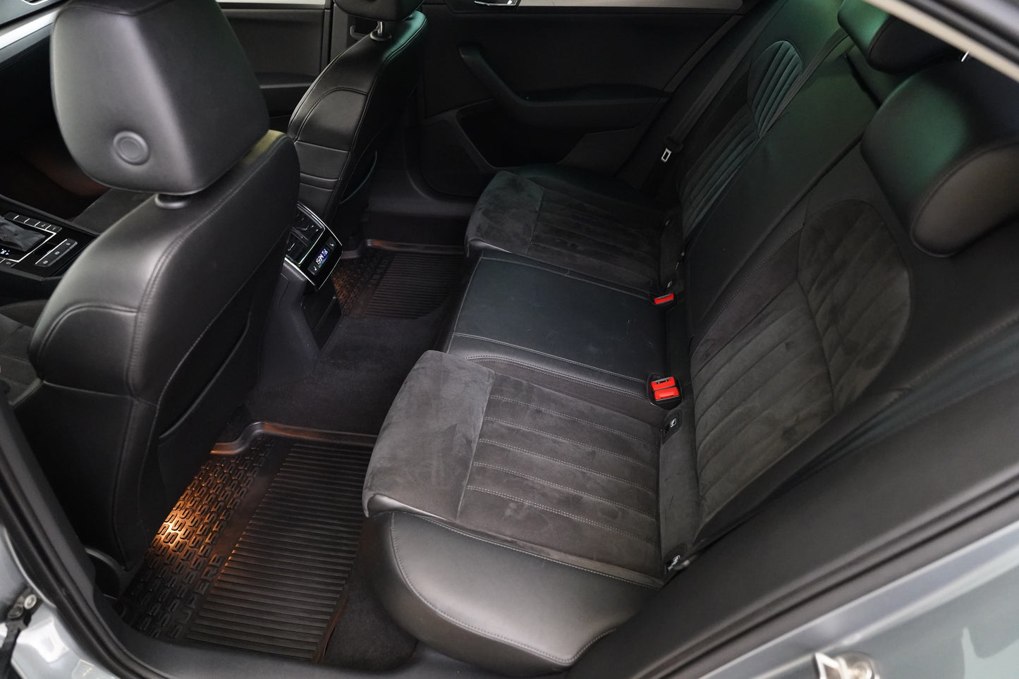 Škoda Superb 2.0 TDI 110 kW Style Plus