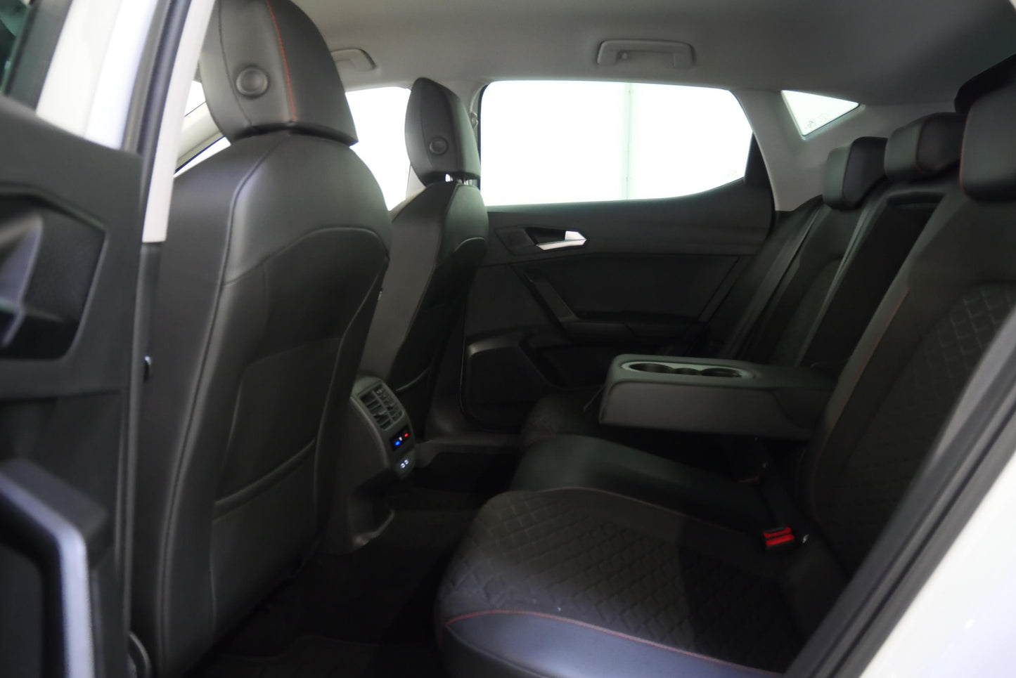 SEAT Leon 2.0 TDI 110 kW DSG FR