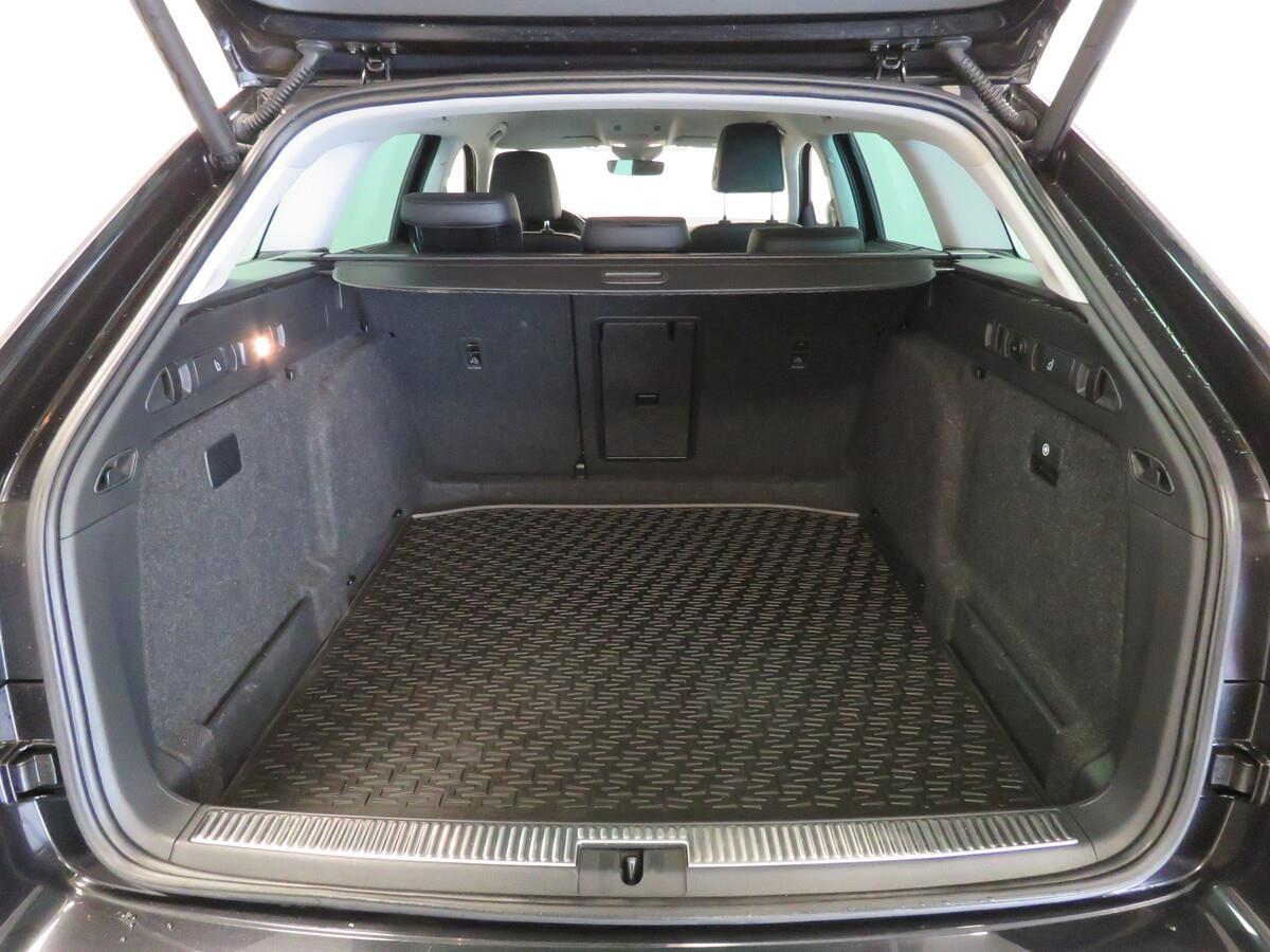 Škoda Superb 2.0 TDI 140 kW Style Plus
