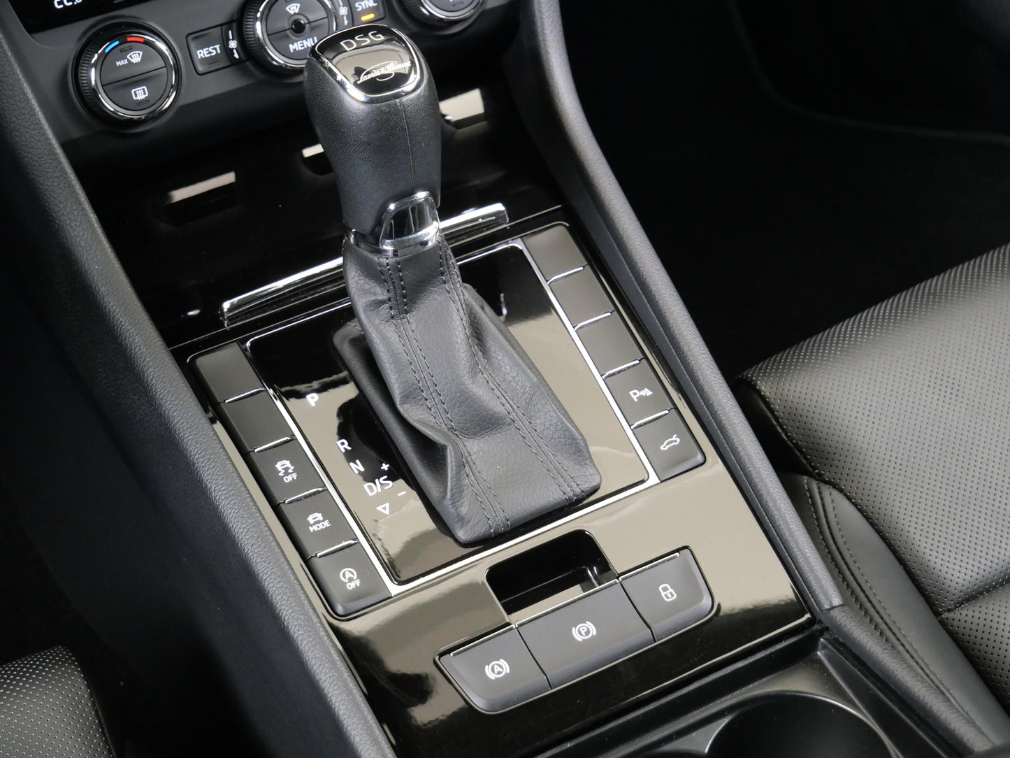 Škoda Superb 2.0 TSI 162 kW DSG L&K