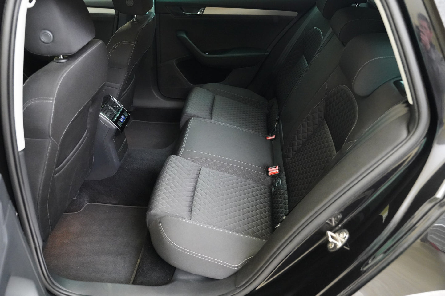 Škoda Superb 2.0 TDI 140 kW DSG Style