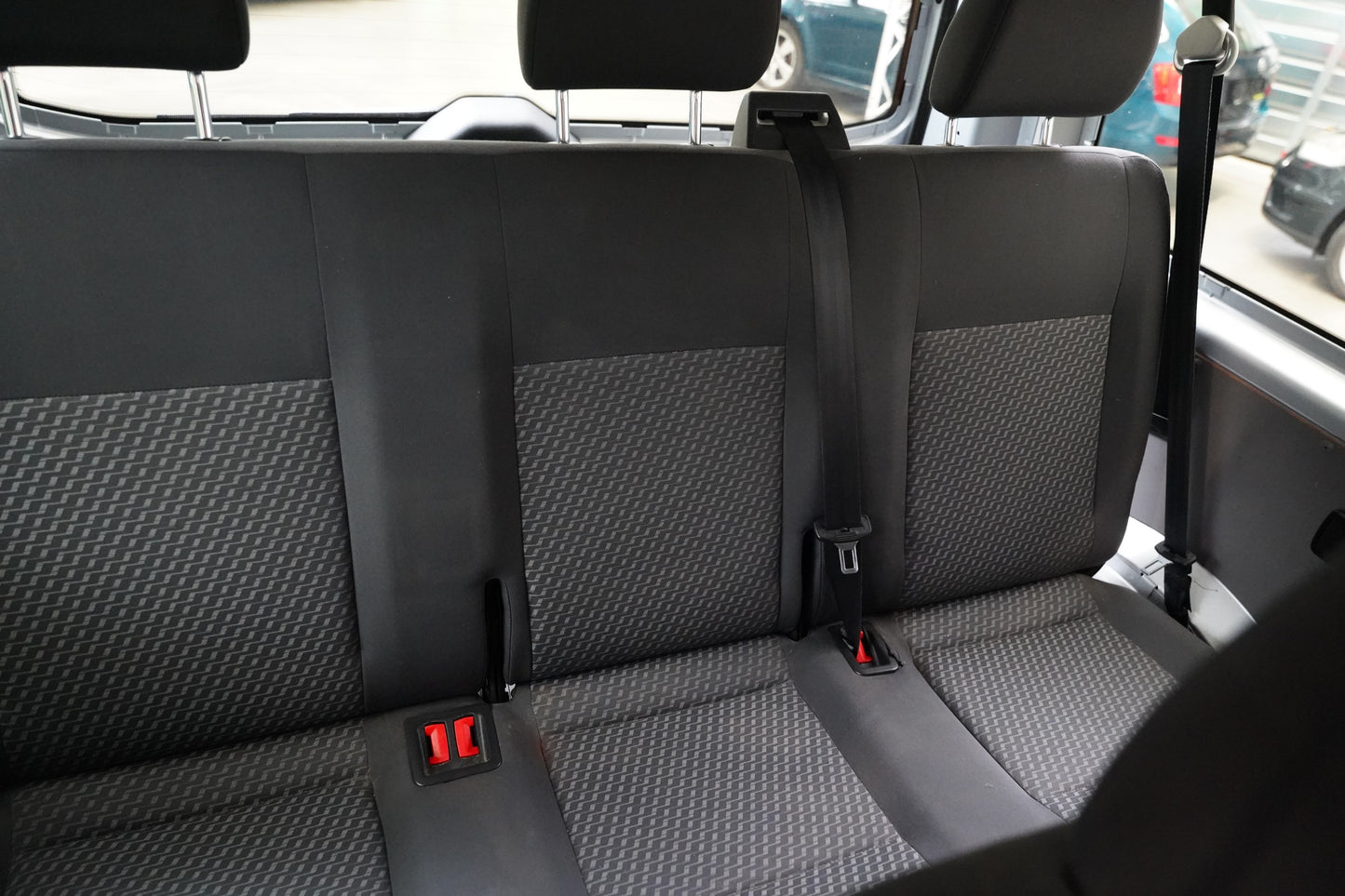 Volkswagen Transporter 2.0 TDI 103 kW 9 míst