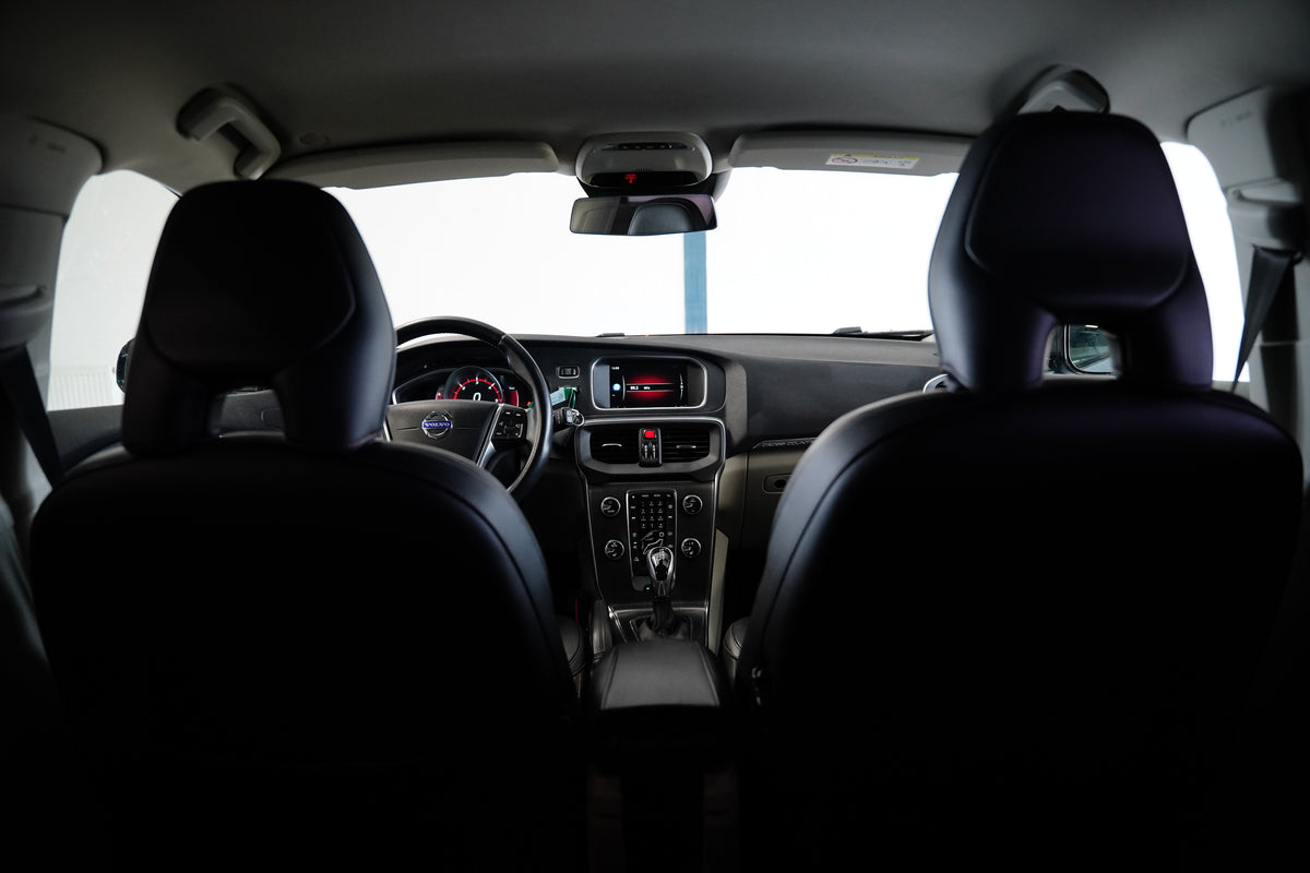 Volvo V40 2.0 D4 140 kW Cross Country