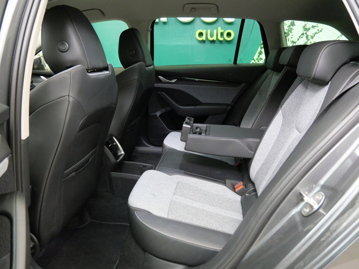 Škoda Octavia 2.0 TDI 110 kW Top Selection – foto 26