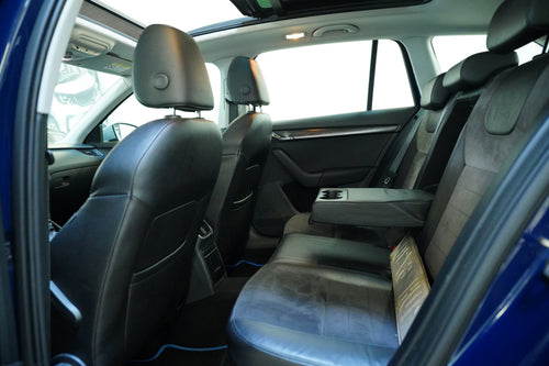 Škoda Octavia 2.0 TDI 135 kW SCOUT – foto 26