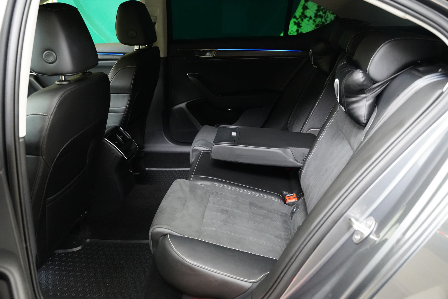 Škoda Superb 2.0 TDI 110 kW DSG Style Plus