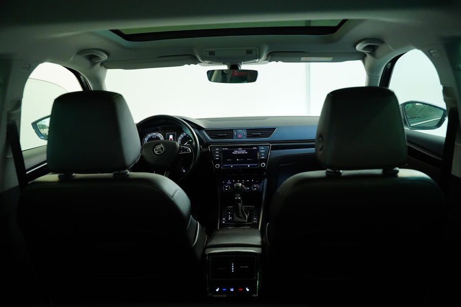 Škoda Superb 1.8 TSI 132 kW DSG L&K – foto 27