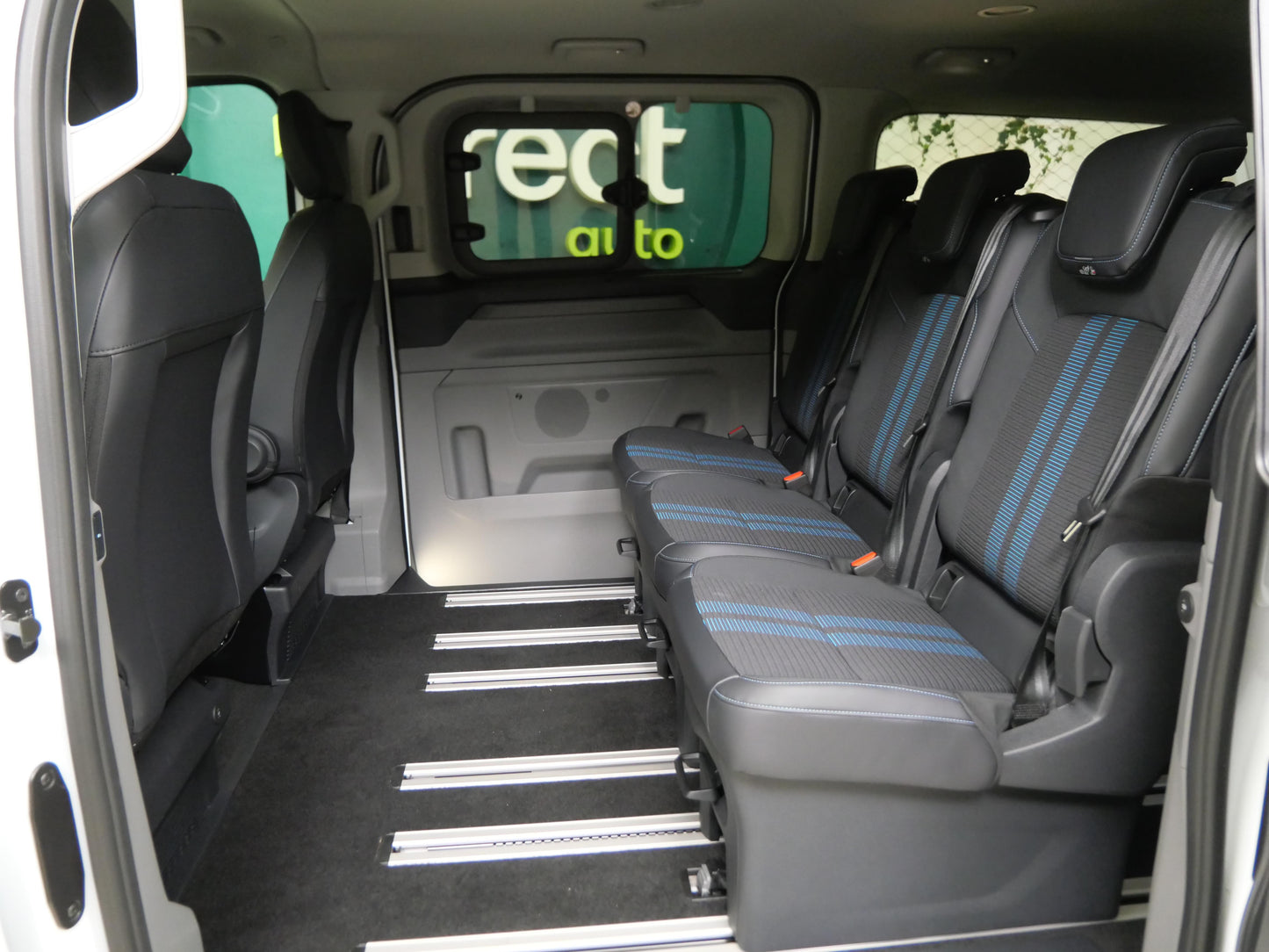 Ford Tourneo Custom 2.0 EcoBlue 125 kW Sport L2