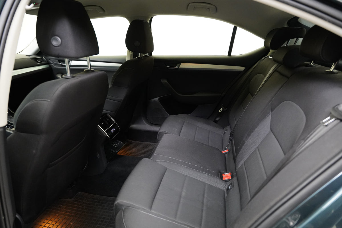 Škoda Superb 2.0 TDI 110 kW – foto 26
