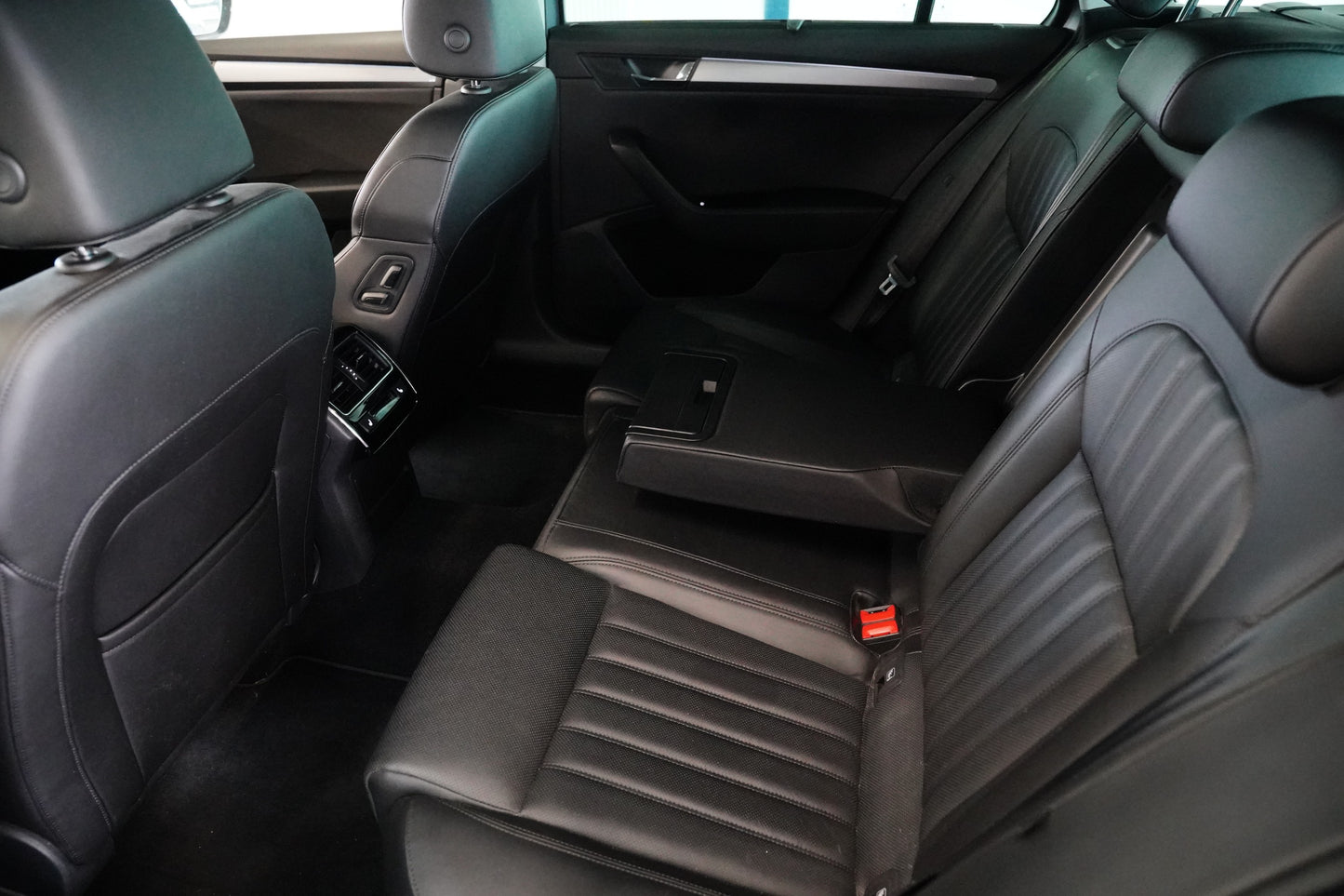 Škoda Superb 1.6 TDI 88 kW DSG Style