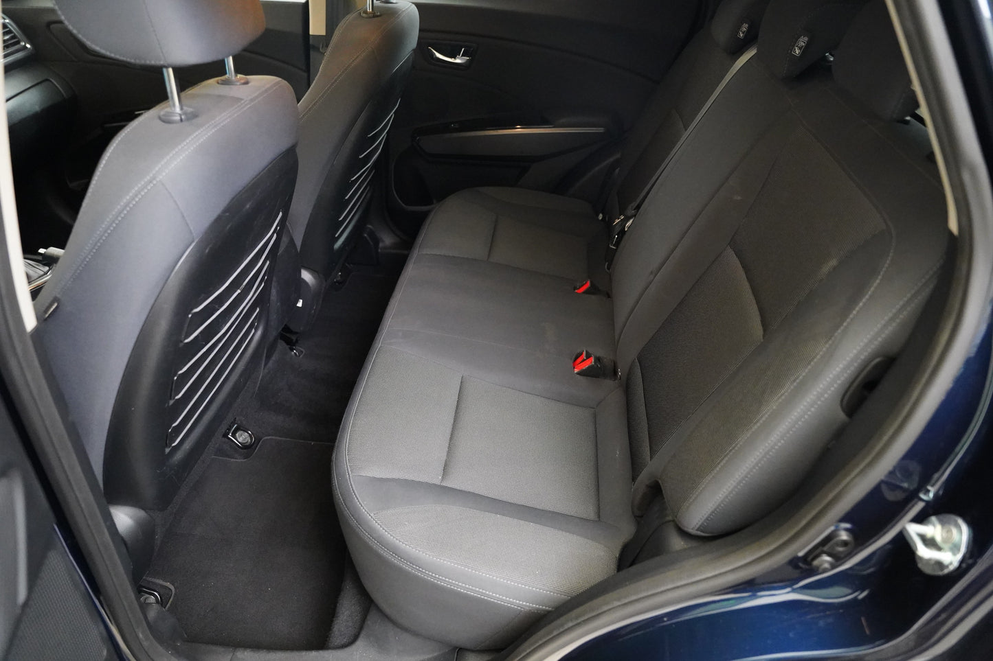 Ssang Yong Tivoli 1.5 T-GDI 120 kW Fizz