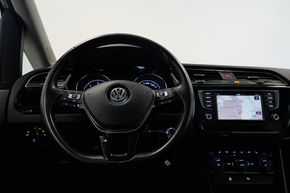 Volkswagen Touran 1.6 TDI 81 kW Highline – foto 16