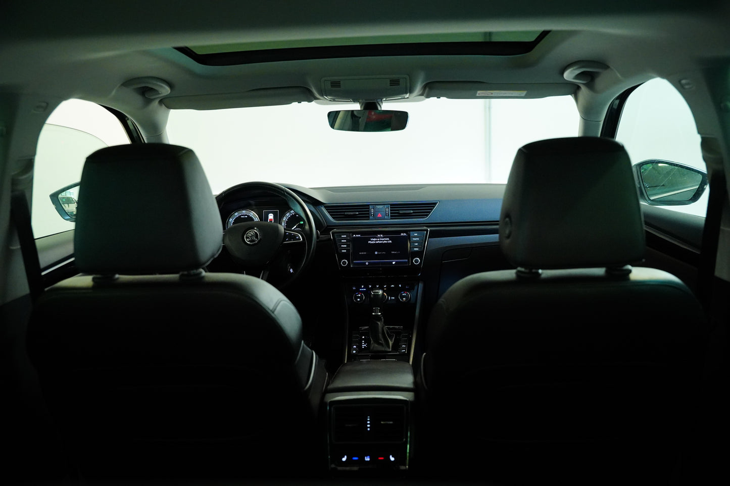 Škoda Superb 1.8 TSI 132 kW DSG L&K