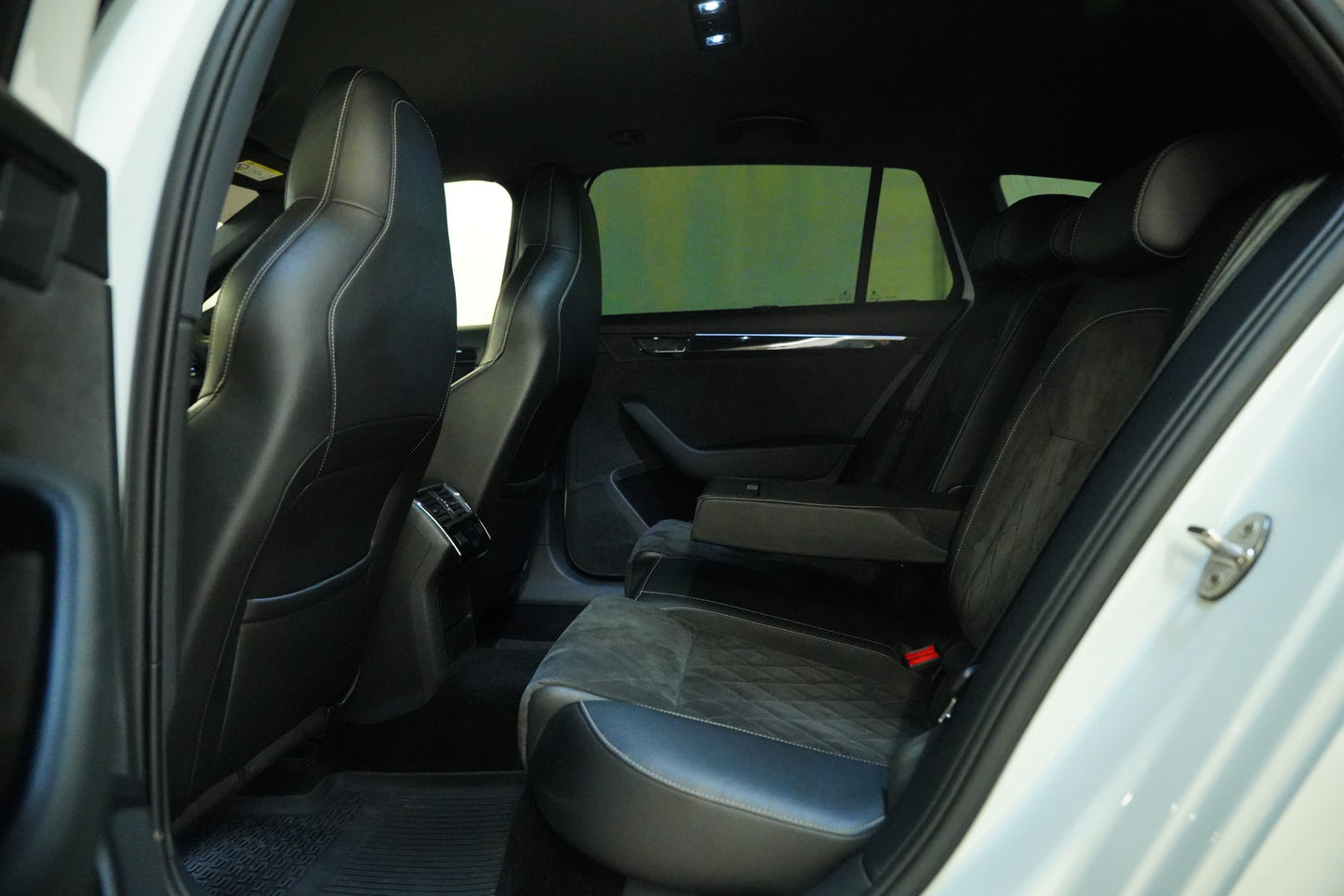 Škoda Superb 2.0 TDI 140 kW DSG Sportline