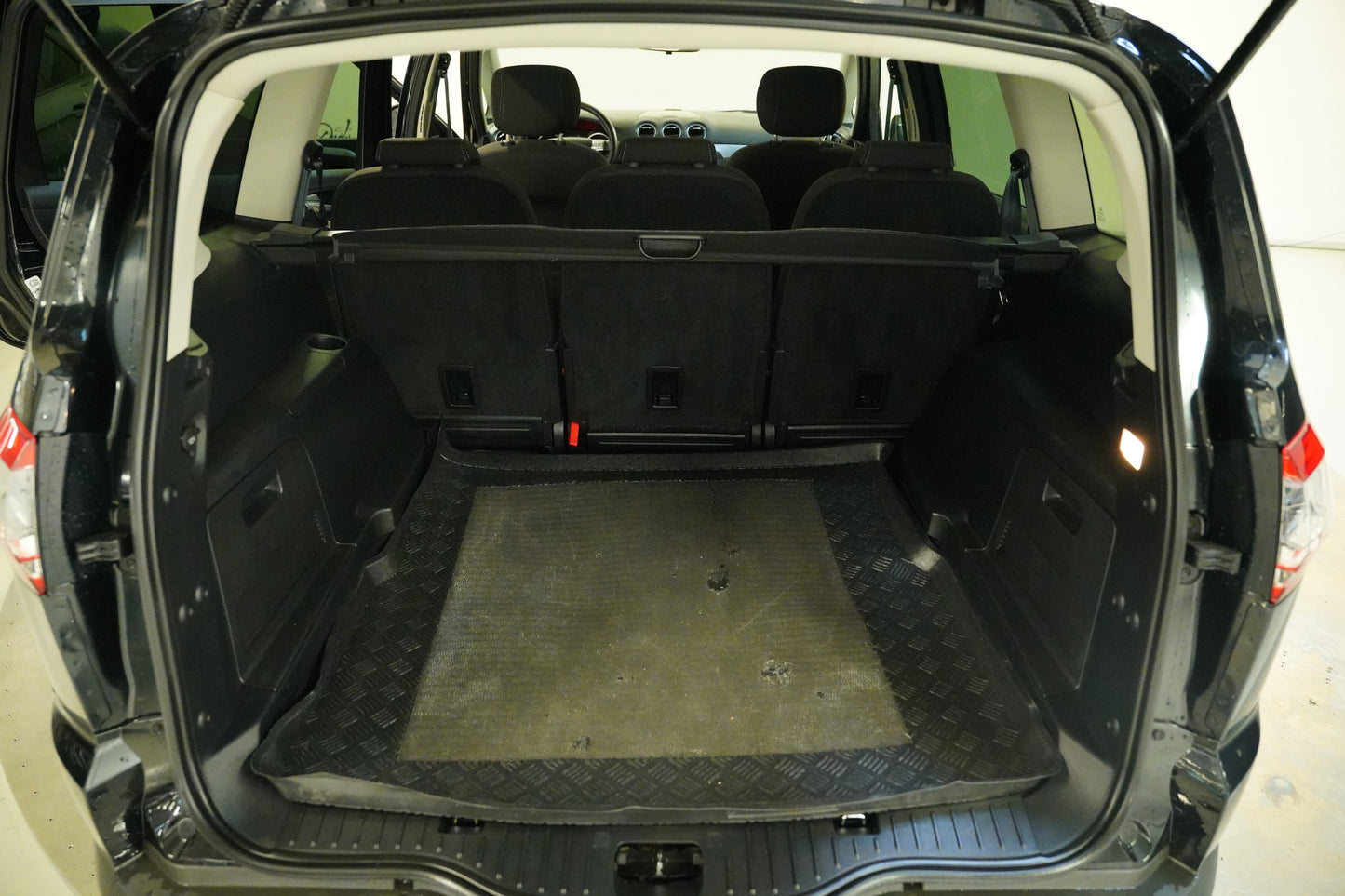 Ford S-MAX 2.0 TDCI 110 kW