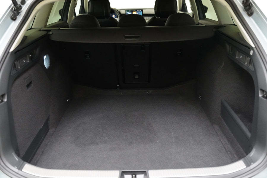 Škoda Superb 2.0 TDI 110 kW Selection – foto 26