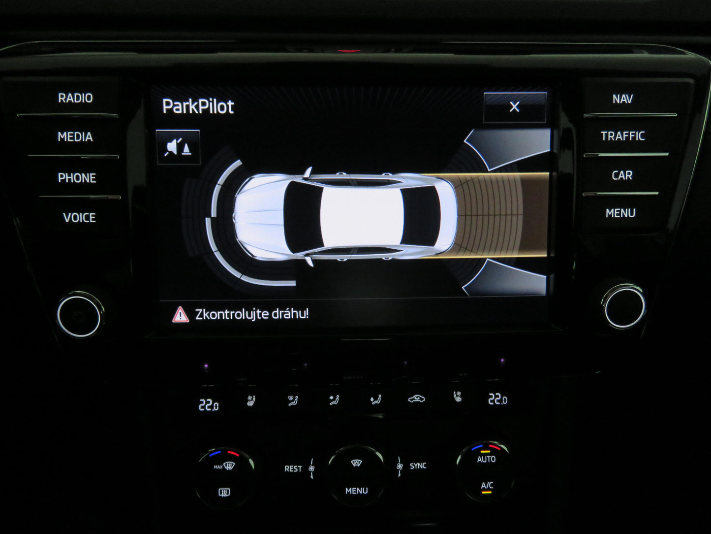 Škoda Superb 2.0 TDI 140 kW L&K Comfort