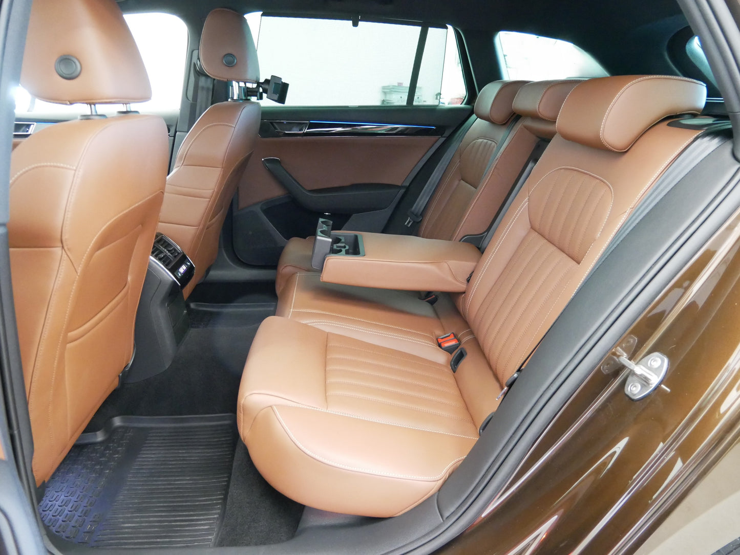 Škoda Superb 2.0 TDI 147 kW L&K