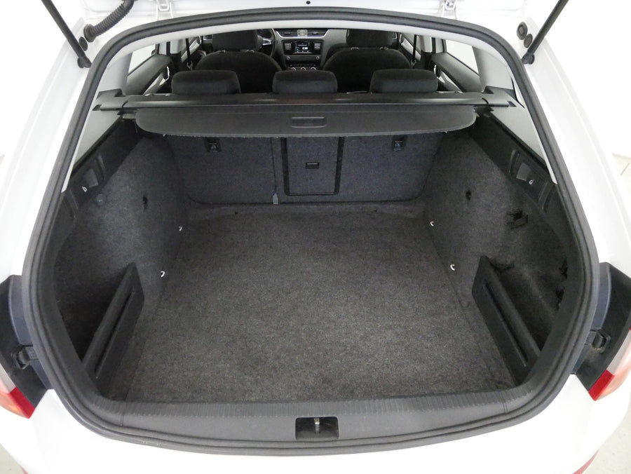 Škoda Octavia 2.0 TDI 110kW Style – foto 27