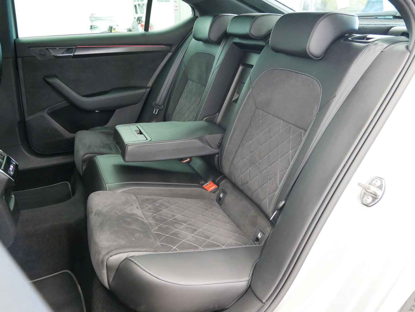 Škoda Superb 2.0 TSI 140 kW DSG Sportline