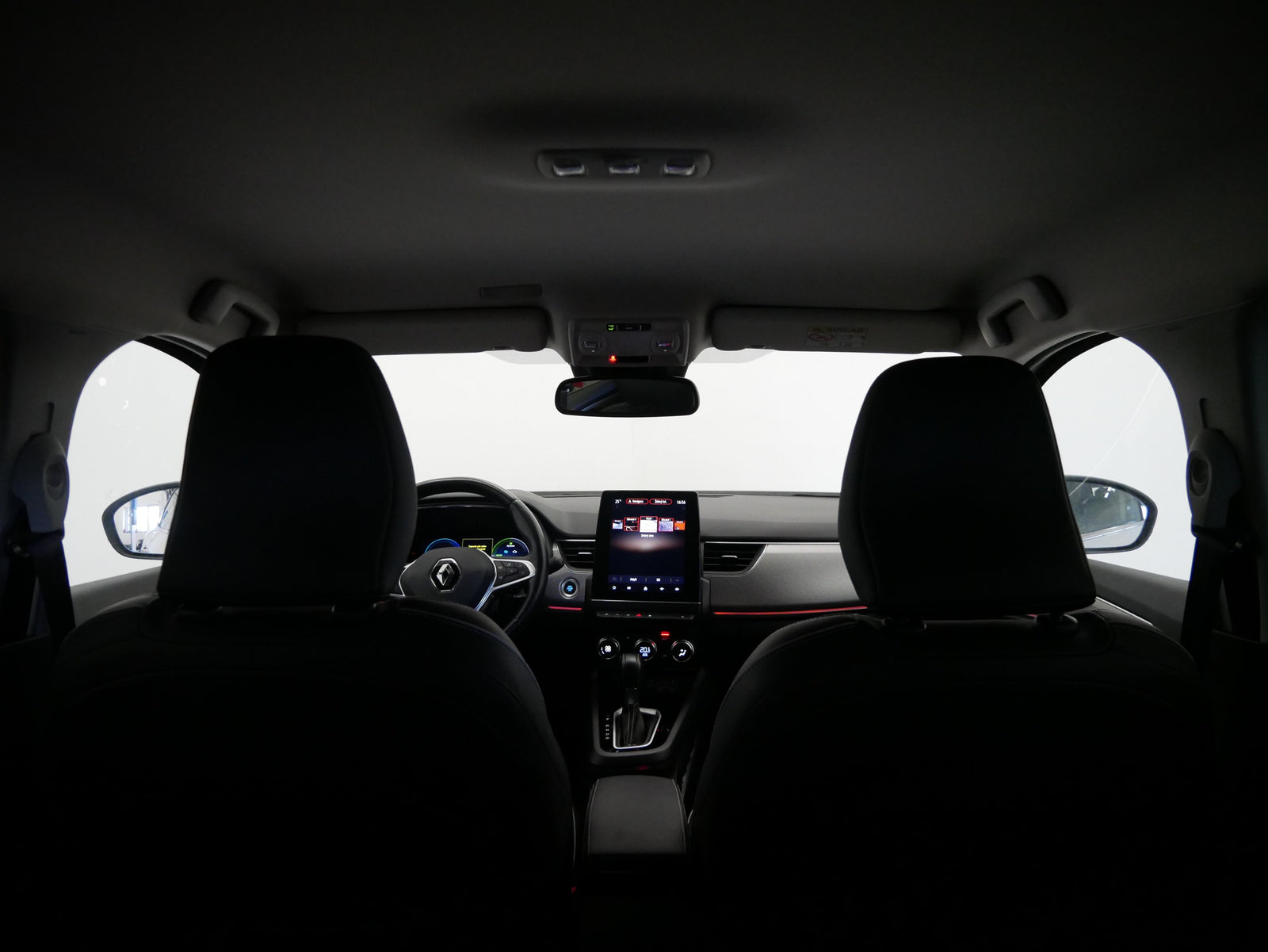 Renault Arkana 1.6 E-Tech 69 kW – foto 27