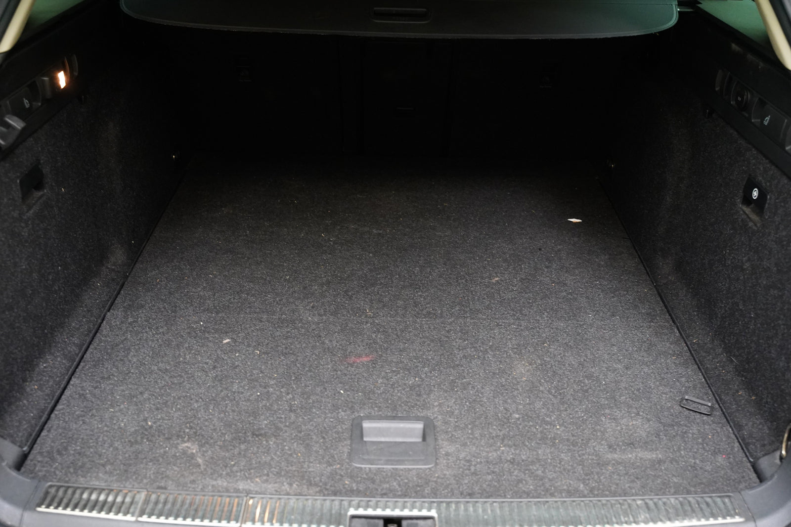 Škoda Superb 2.0 TSI 162 kW Laurin&Klement – foto 27