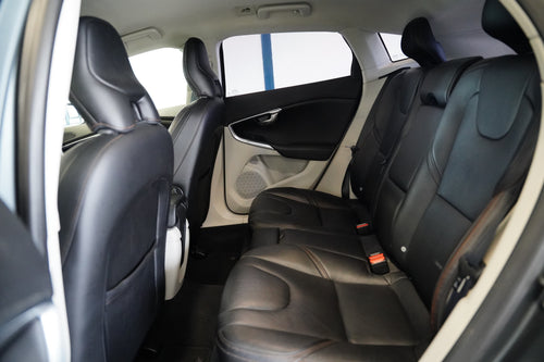 Volvo V40 2.0 D4 140 kW Cross Country – foto 27