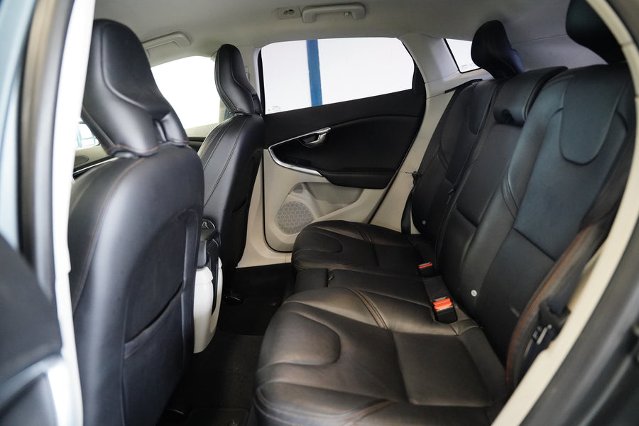 Volvo V40 2.0 D4 140 kW Cross Country – foto 27