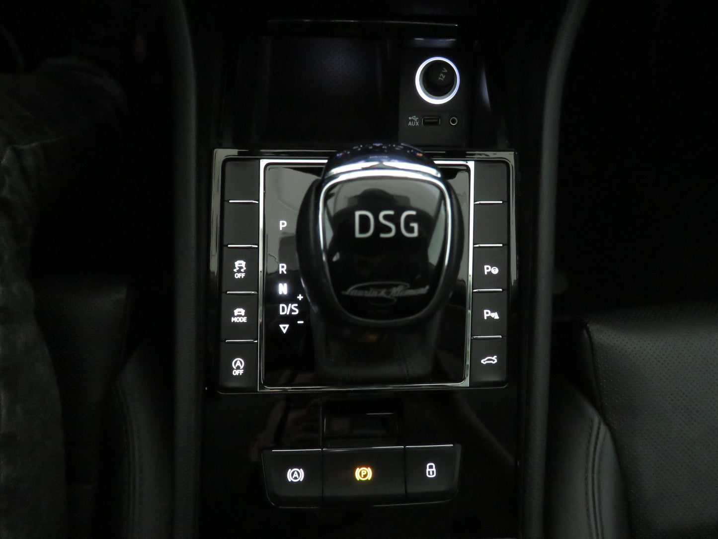 Škoda Superb 2.0 TDI 140 kW L&K Comfort