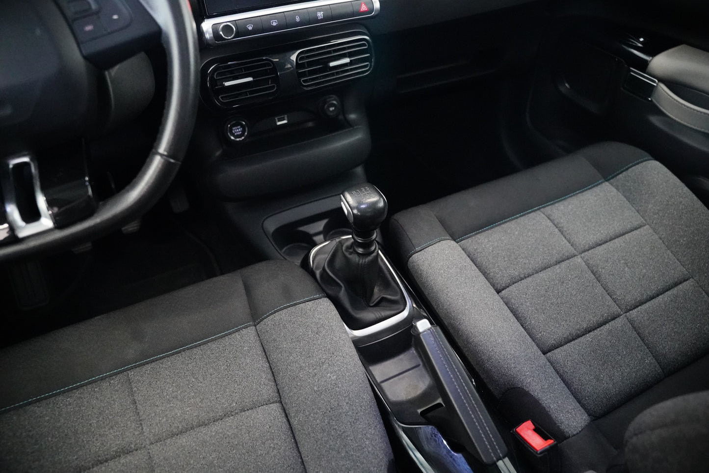 Citroën C4 Cactus 1.2 PureTech 81 kW Shine