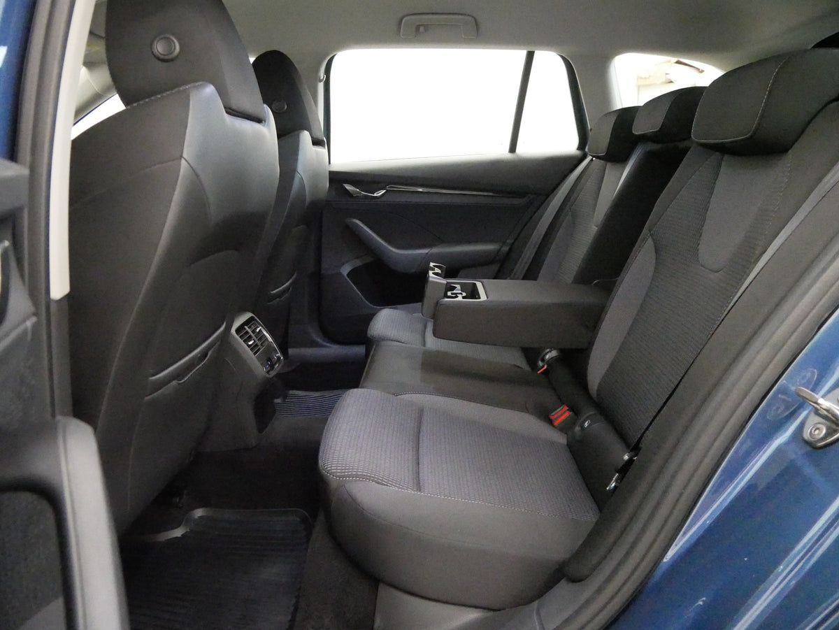 Škoda Octavia 2.0 TDI 110kW Ambition Plus – foto 27