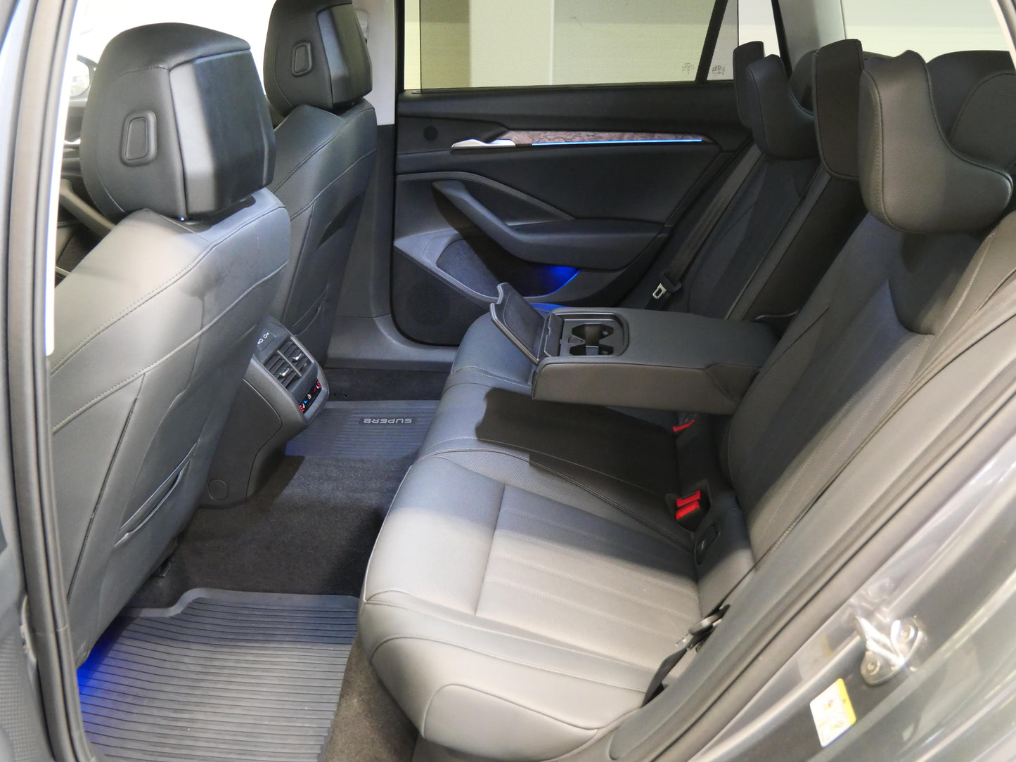 Škoda Superb 2.0 TDI 110 kW DSG L&K